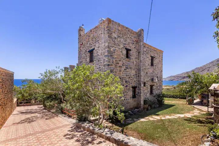 Traditional Stone House By The Sea... Kapetanianá Exterior foto